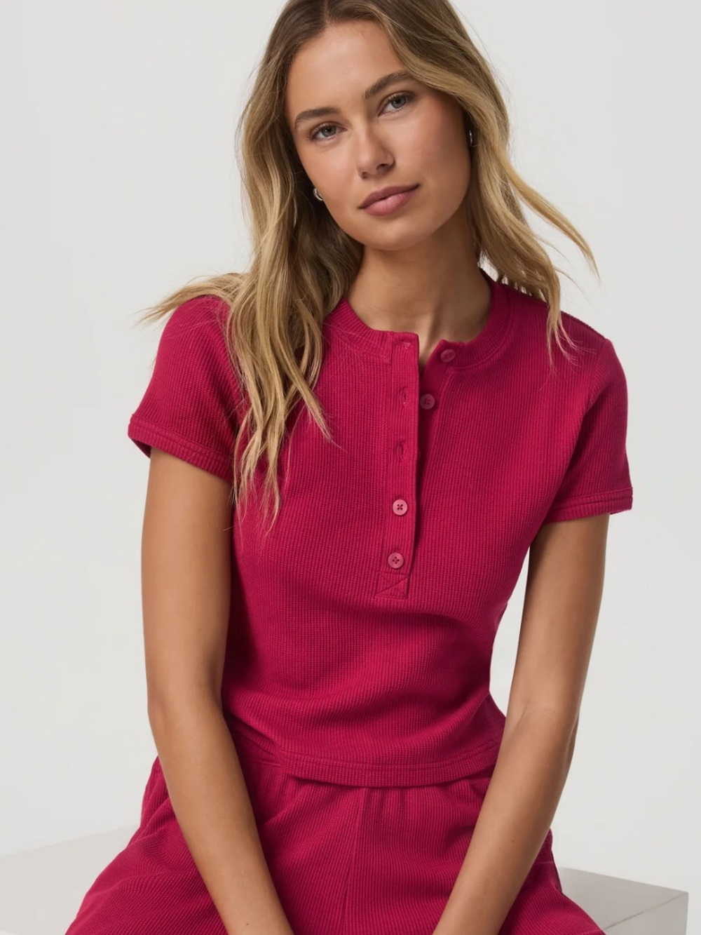 Vuori Short Sleeve Waffle Baby Tee Medium